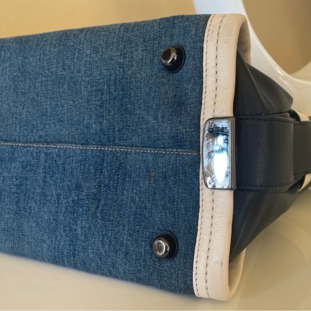 Coach swagger soft denim and navy bag. - Picture 10 of 12
